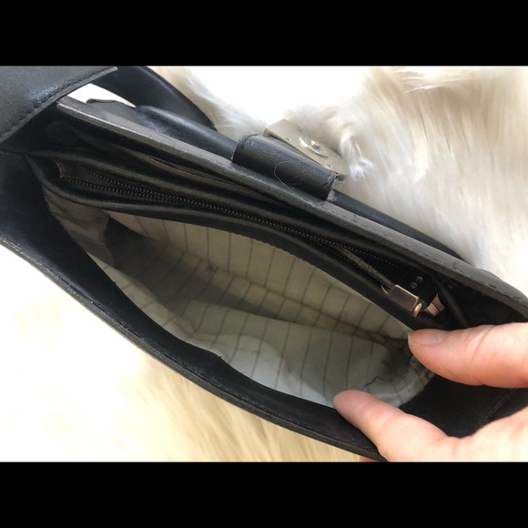 DKNY black purse - Picture 8 of 8